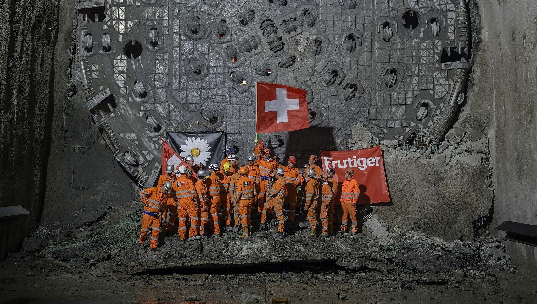 Zweite Röhre Gotthard: Vortrieb erreicht Etappenziel