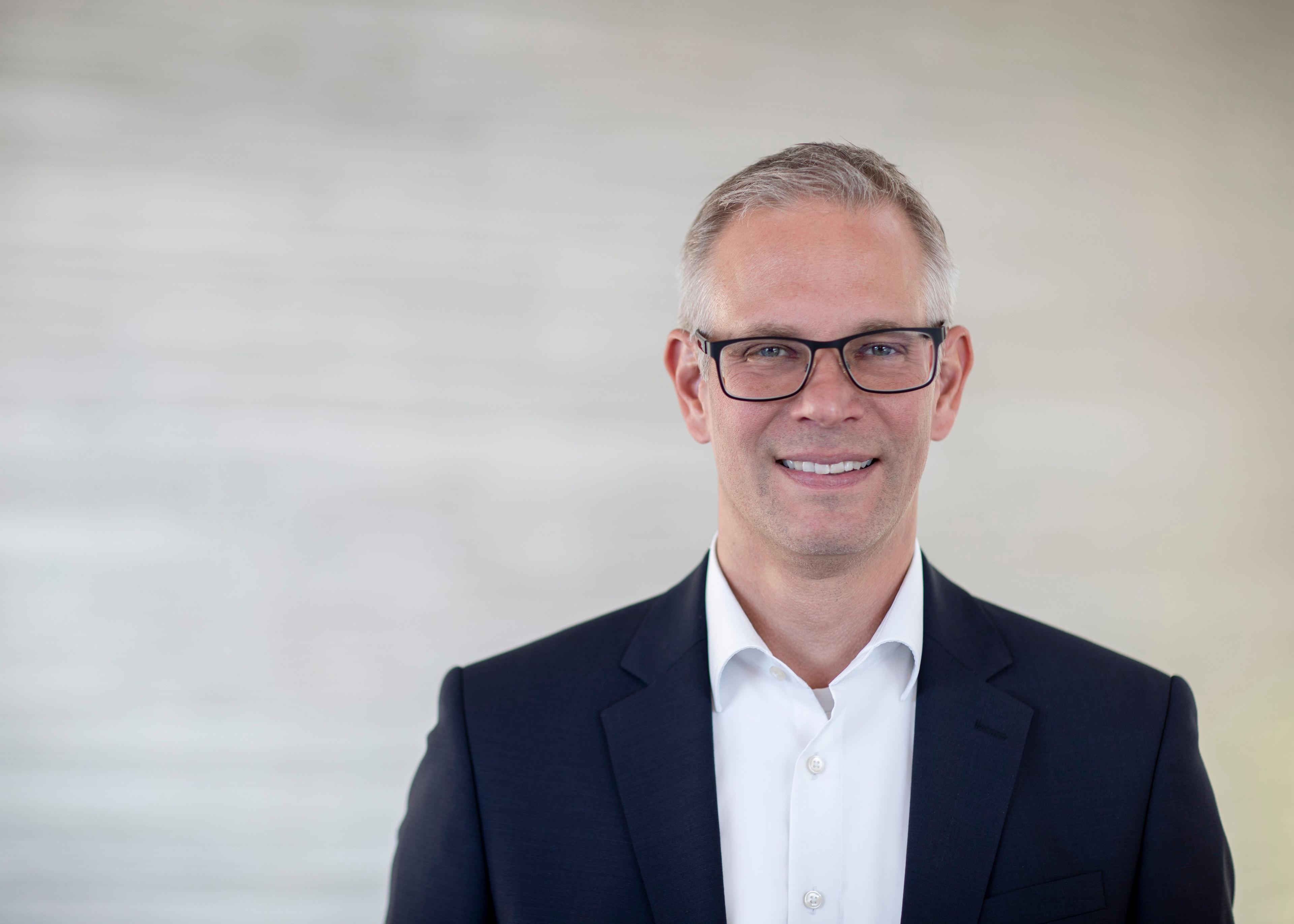 Aufsichtsrat verlängert Vertrag von Dirk Willers