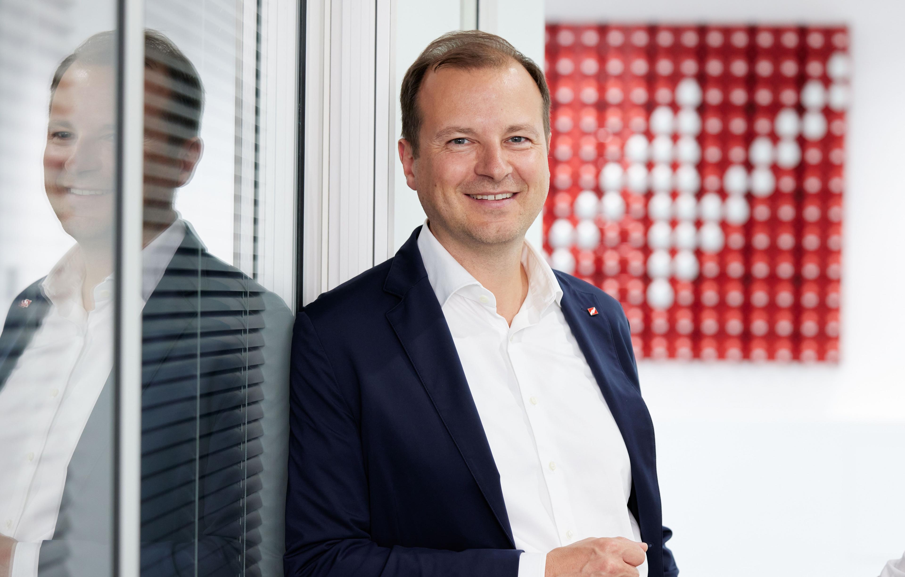 Porträtfoto von Christopher Mennekes.