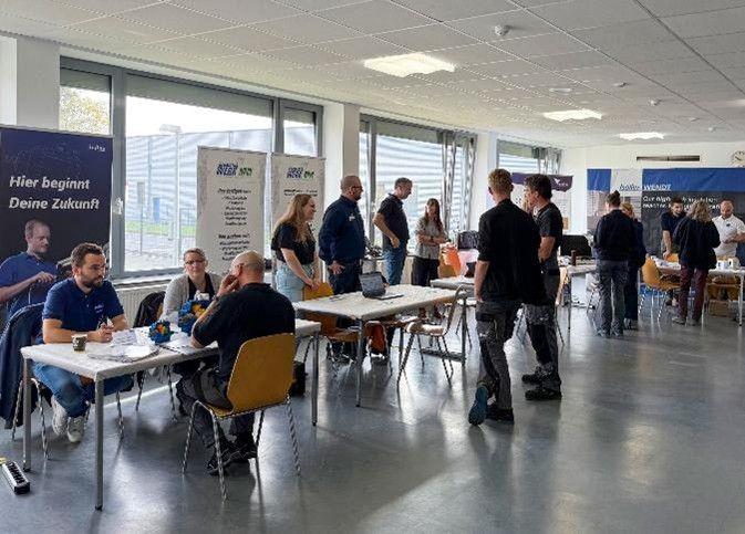 Hettich fördert Perspektiven durch Bewerbertag in Berlin